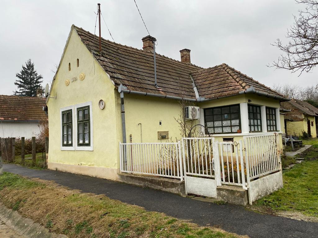 Te koop: eengezinswoning in Hongarije – provincie Somogy, Immo, Buitenland, Overig Europa, Woonhuis, Dorp