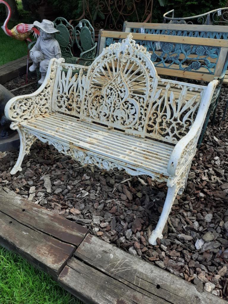 SUPERBE BANC DE JARDIN EN FONTE AVEC CACHET DE FONDEUR., Enlèvement, Utilisé, Autres matériaux