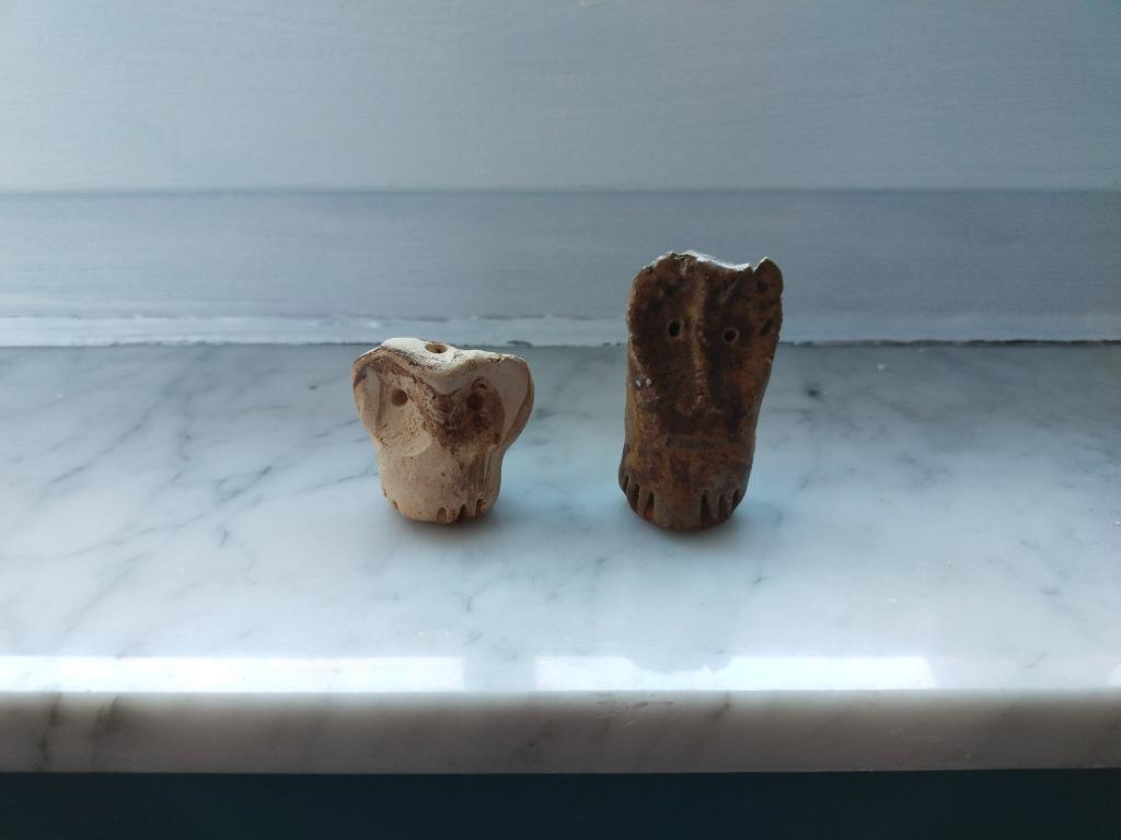 Petites sculptures "Chouette et Hibou" peintes à la main, Antiquités & Art, Antiquités | Céramique & Poterie, Enlèvement ou Envoi