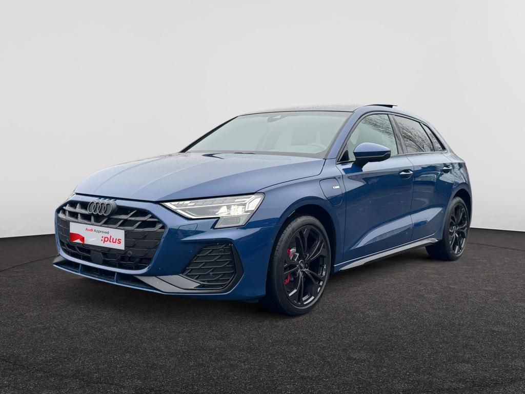Audi A3 Sportback PHEV A3 Sportback PHEV 45 TFSI e Competiti, Auto's, Automaat, https://public.car-pass.be/vhr/a1f7ef66-37a8-4bb1-92d3-f39c6df991cf