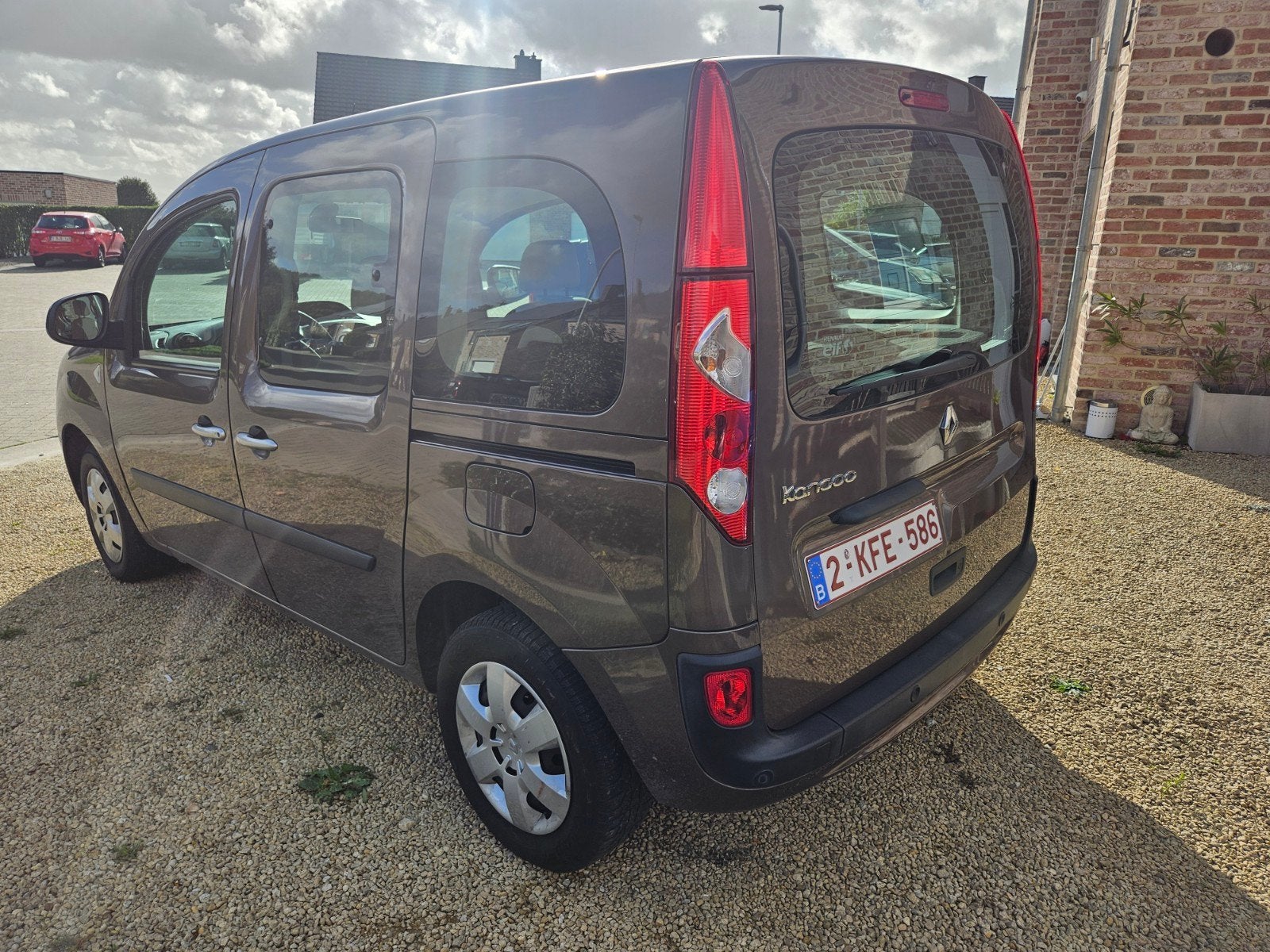 RENAULT KANGOO ! AUTOMATIQUE ! 1600 ESSENCE ️ GARANTIE 1AN, Auto's, Automaat, Monovolume, 1600 cc, Bedrijf