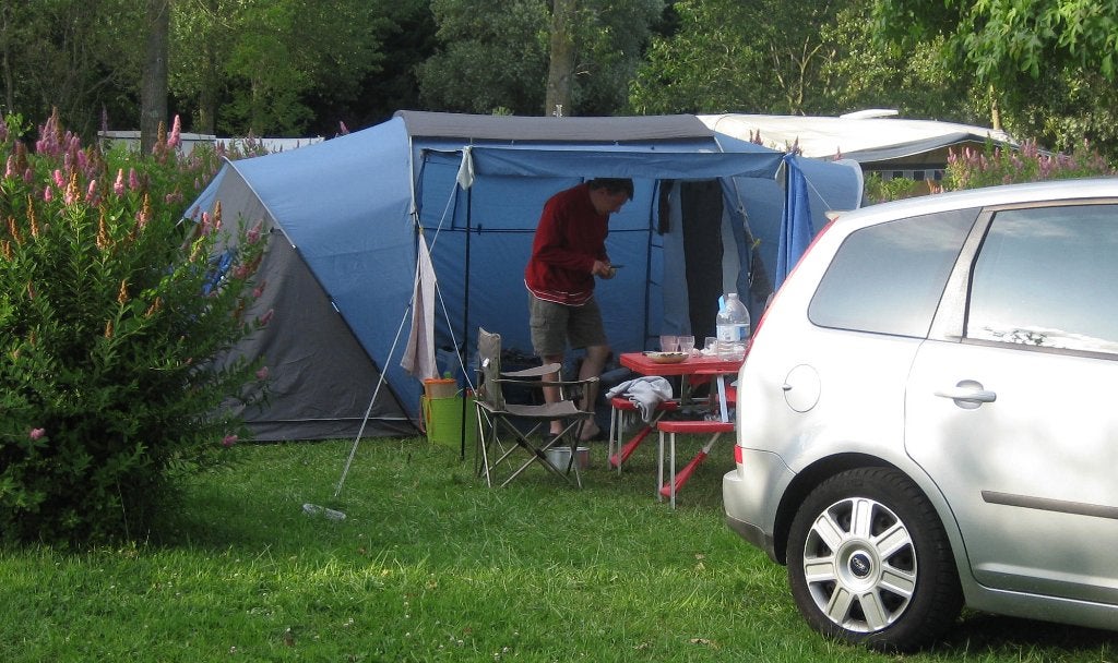 Quechua T4.2 XL tent - 4 personen 2 slaapkamers, Caravans en Kamperen, Tenten, Ophalen, Zo goed als nieuw, Tot en met 4