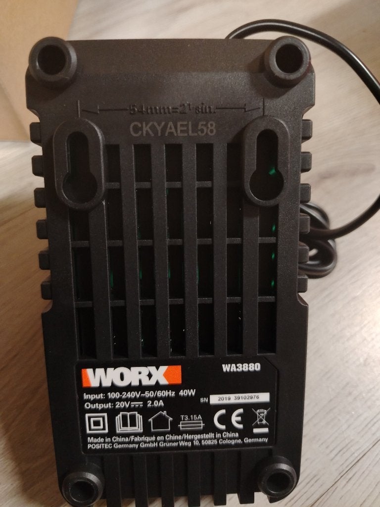 Worx  oplader accu lader, Ophalen, Nieuw