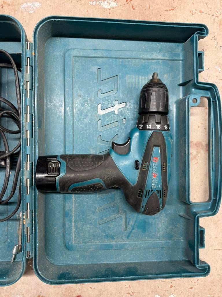 Makita boormachine, Doe-het-zelf en Bouw, Ophalen, Zo goed als nieuw, Boormachine