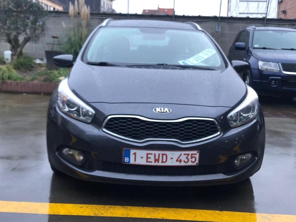 Kia ceed 1.4 _ 73 _ 1ère propriétaire _ prêt à immatriculé !, Autos, Achat, Entreprise, Boîte manuelle, Entretenue par le concessionnaire