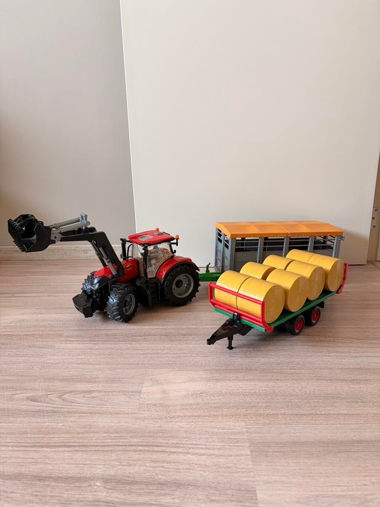 Bruder Case II tractor, veewagen en hooiwagen, Ophalen of Verzenden, Zo goed als nieuw