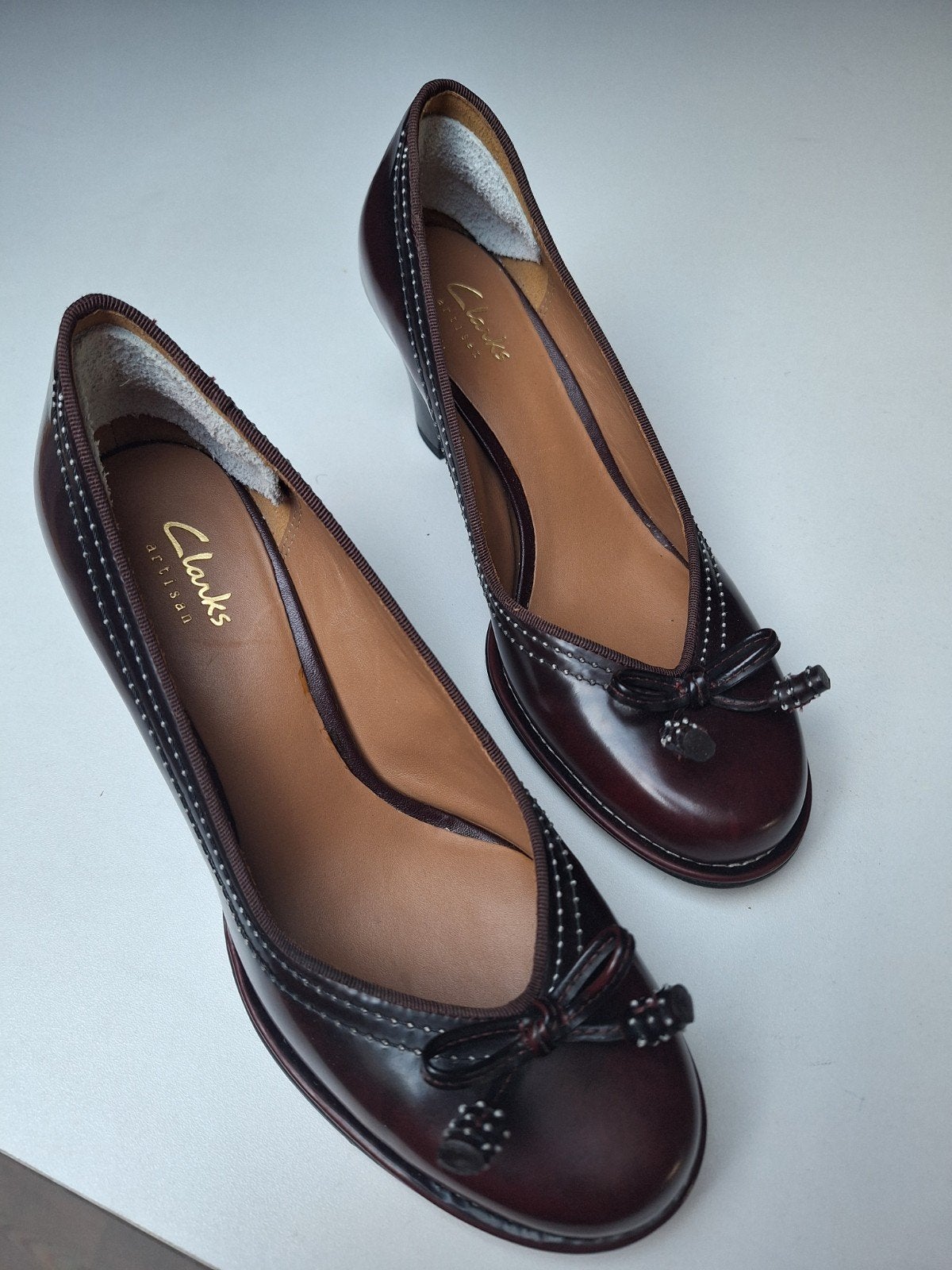 schoenen van het merk clarcs, Ophalen