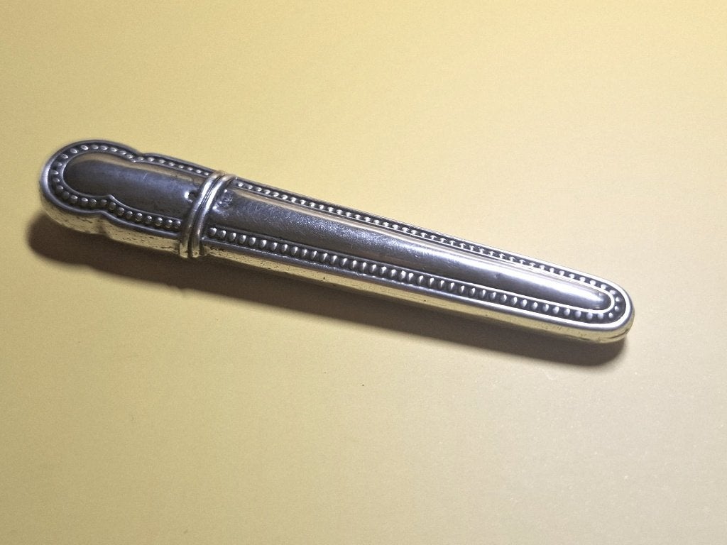 Zeer fraaie antiek zilveren naaldenkoker, Antiek en Kunst, Ophalen of Verzenden, Goud