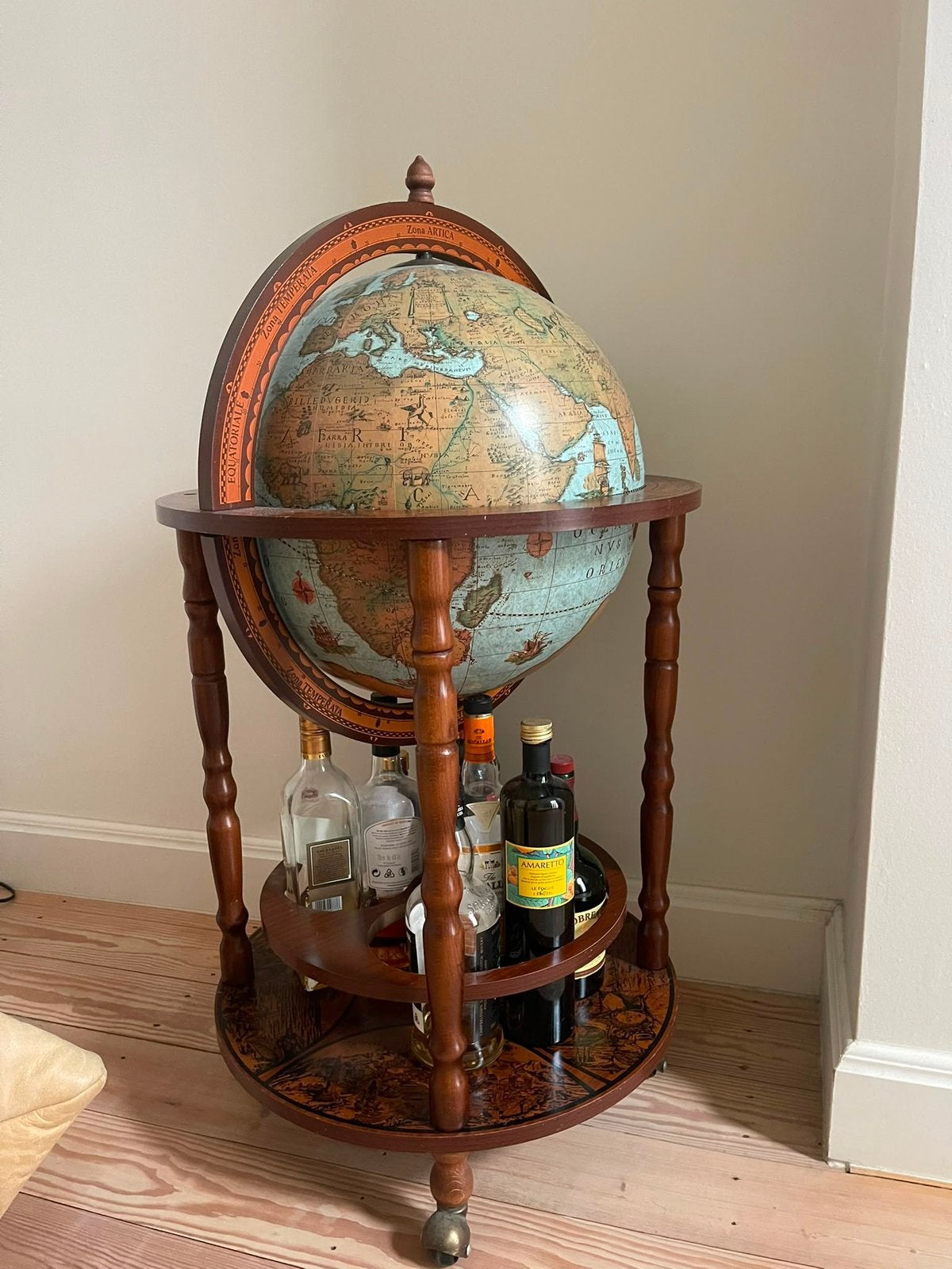 Globe drankkast / minibar op wielen – Vintage stijl, Enlèvement, Mobile, Comme neuf