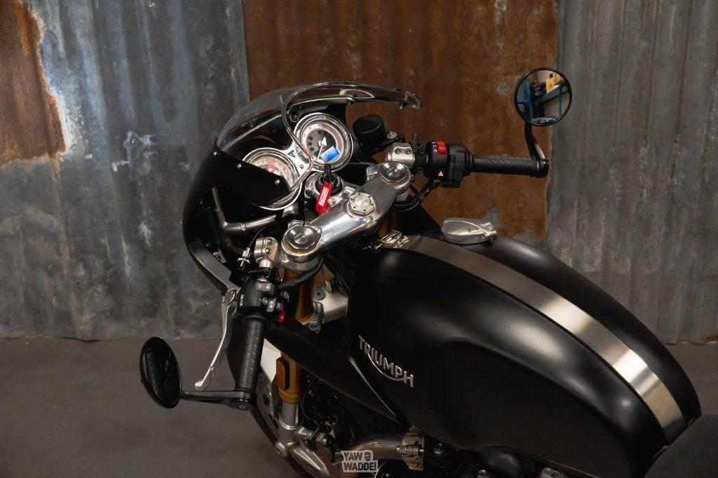 Triumph Thruxton 1200 R- Cafe Racer, Motos, Permis Moto A, Entreprise, Occasion, Plus de 35 kW