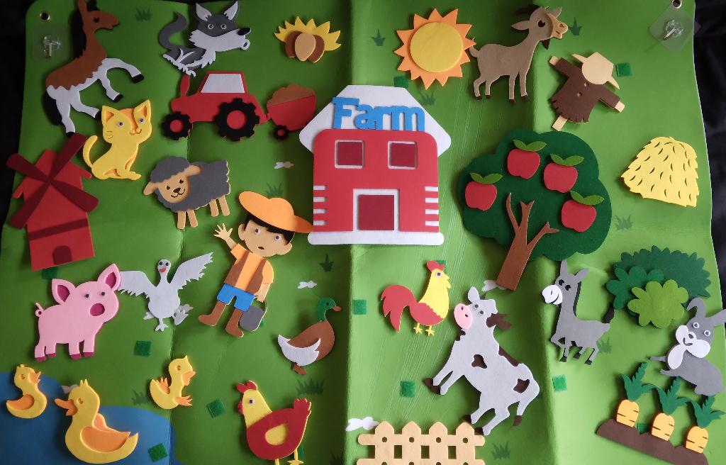Ferme en feutre / Viltboerderij (Montessori) [2+], Enlèvement, Comme neuf, Découverte