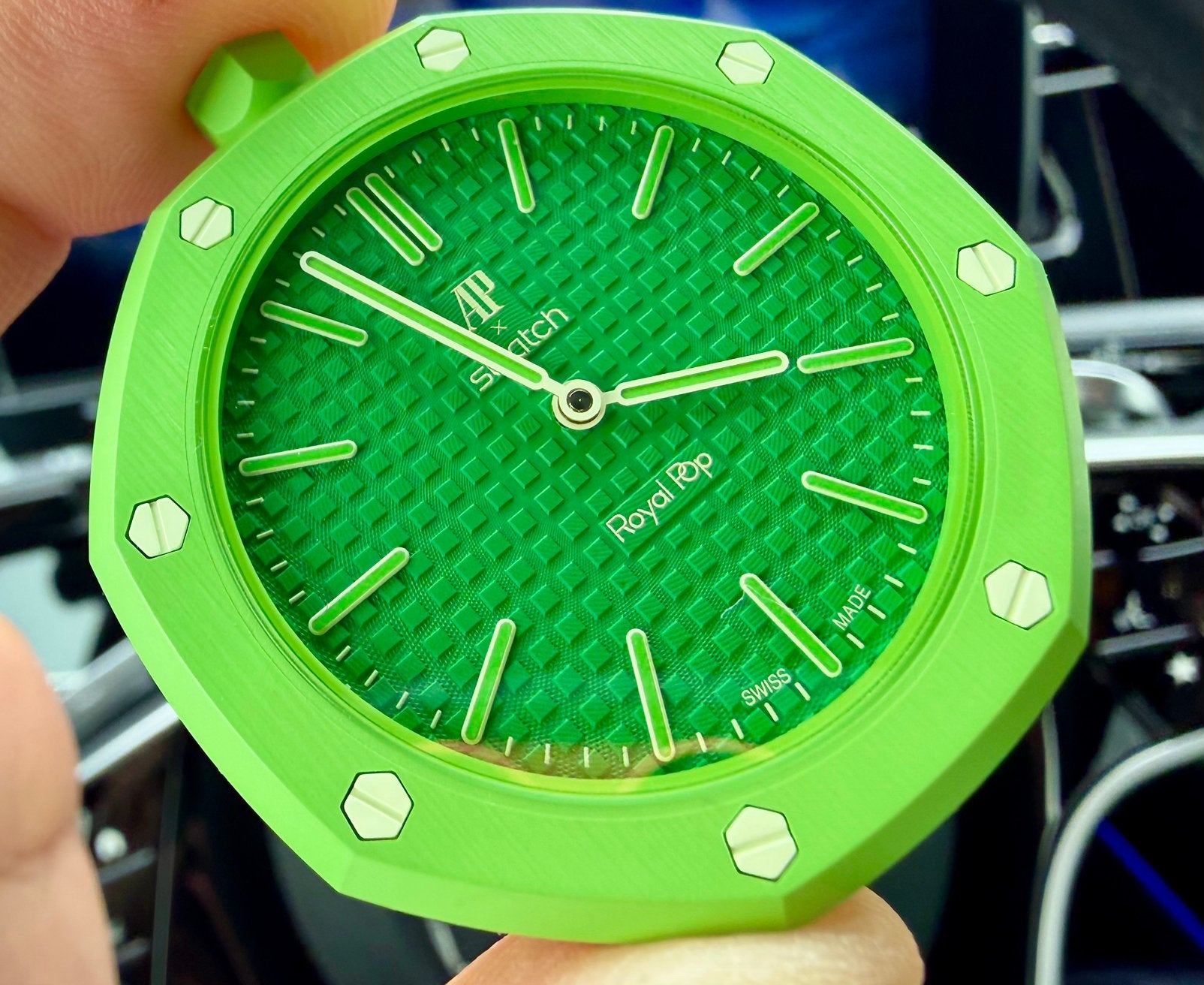 Montre Swatch Audemars Piguet Royal Pop, Bijoux, Sacs & Beauté, Montres | Hommes, Enlèvement ou Envoi, Comme neuf
