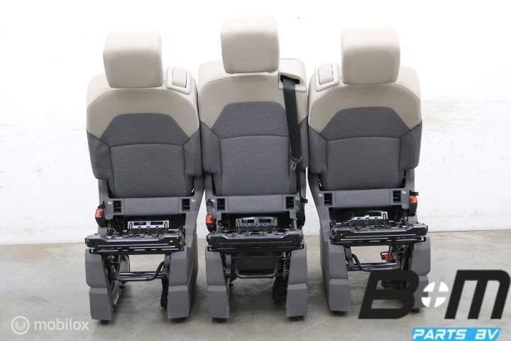 Set stoelen achter met beschermkap VW T7 7T0885063H, Gebruikt