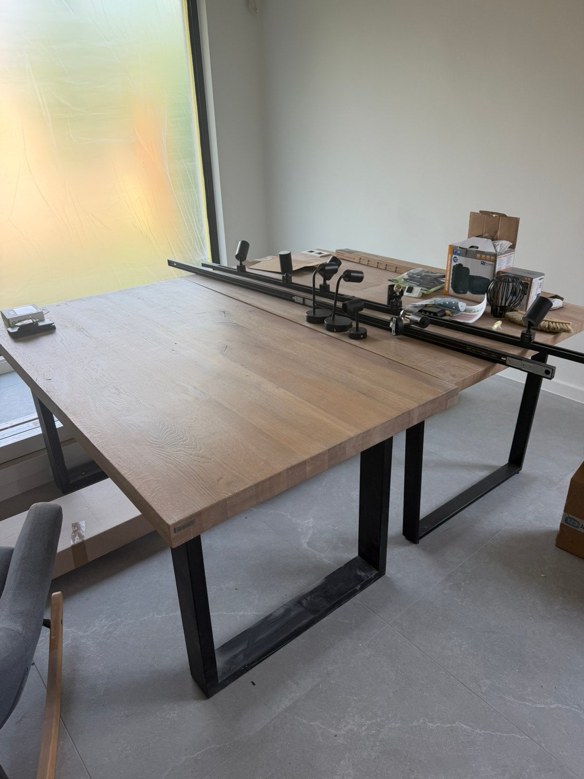 Eettafel of bureau te koop, Huis en Inrichting, Tafels | Eettafels, Ophalen, Zo goed als nieuw, Vijf personen of meer, Rechthoekig