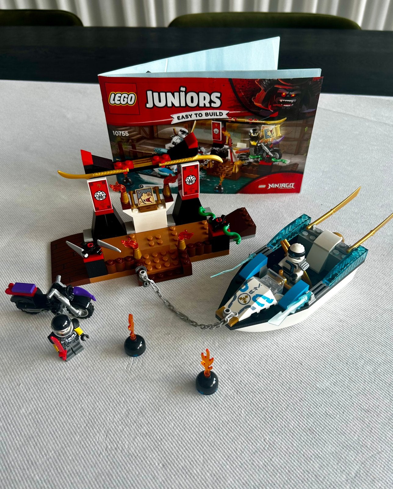 LEGO Ninjago 10755 Zane's Ninjabootachtervolging inc Boek, Lego, Comme neuf, Enlèvement, Complet