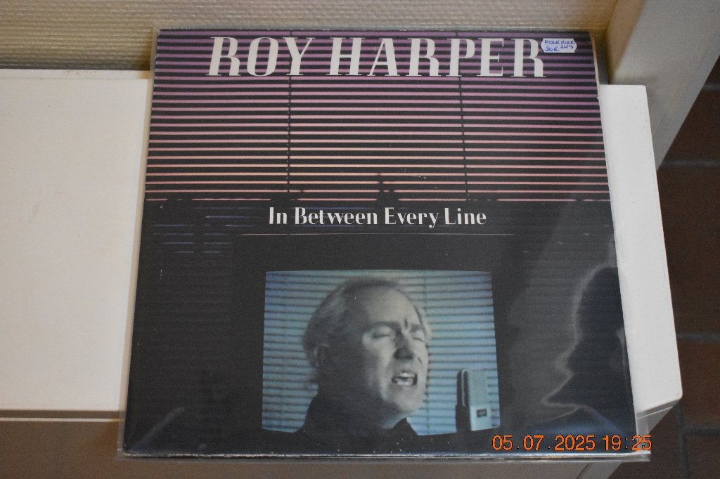 LP : Roy Harper - In between every line (2 LP's), Cd's en Dvd's, Vinyl | Rock, LP, Gebruikt, Beschermende buitenhoes, Ophalen of Verzenden