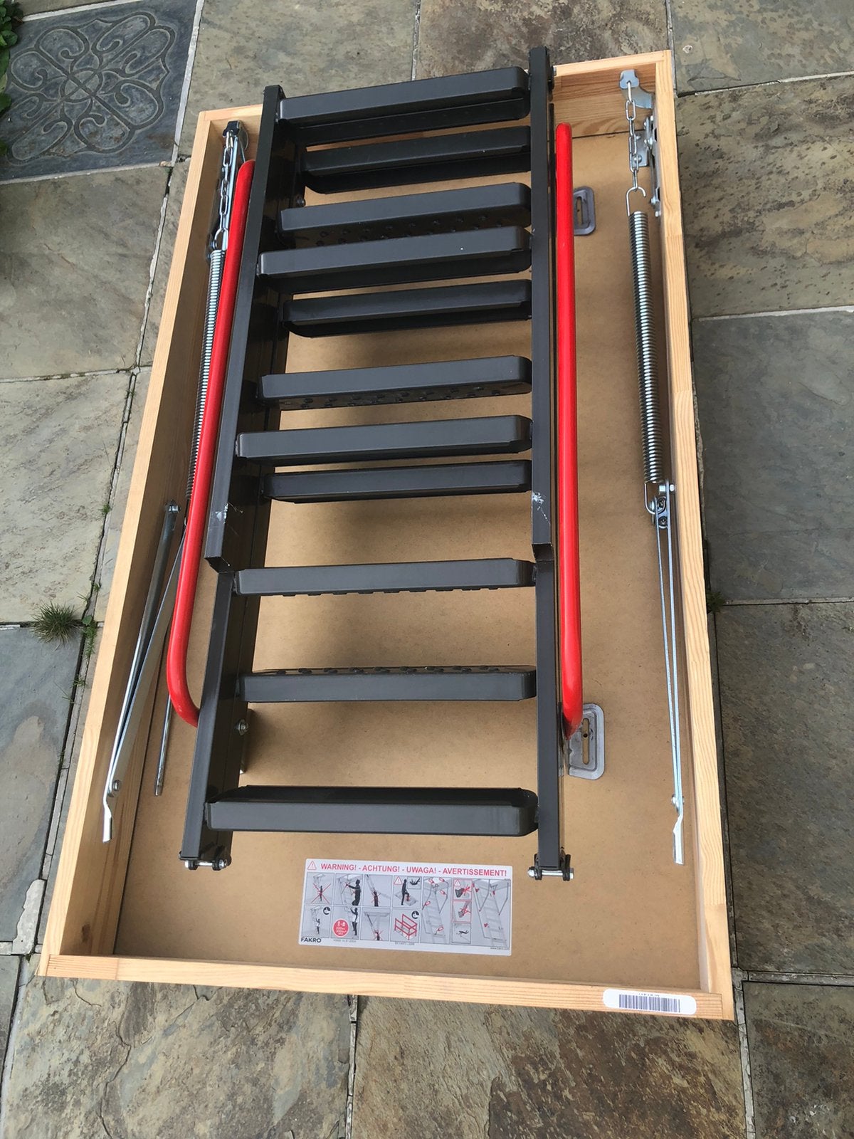 Fakro zoldertrap staal  118cm x68cmx240cm (LxBxH), Doe-het-zelf en Bouw, Ophalen, Zo goed als nieuw, Ladder