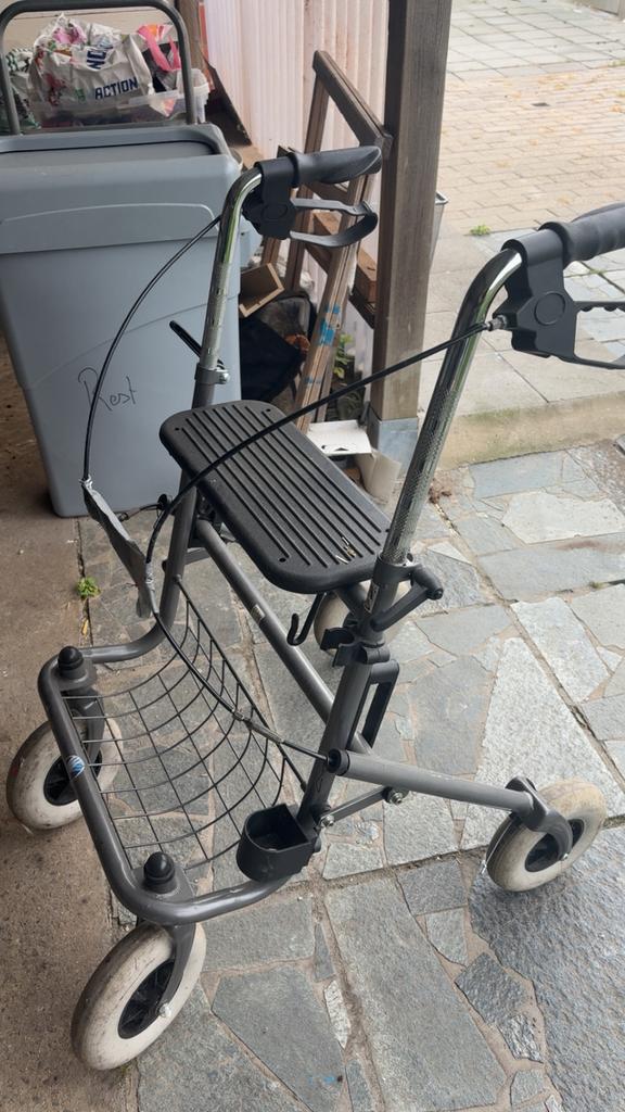Déambulateur, Enlèvement ou Envoi, Comme neuf
