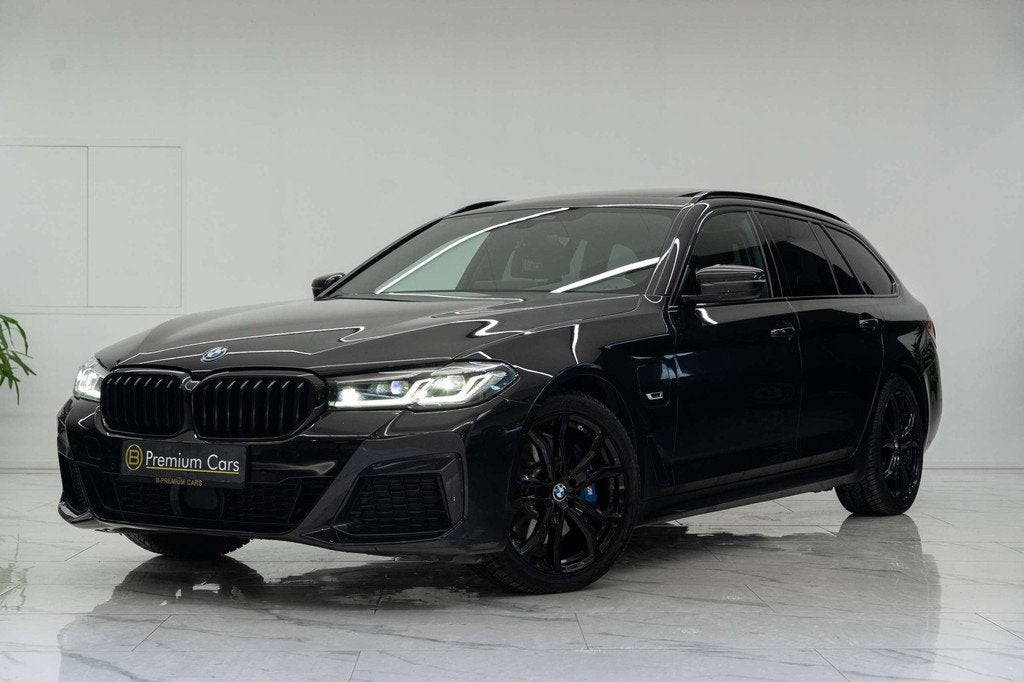 BMW 530 e touring M-pack! Full, Pano, ACC, Memory! Sfeer!, Autos, 215 kW, Euro 6, Autres carburants, Noir