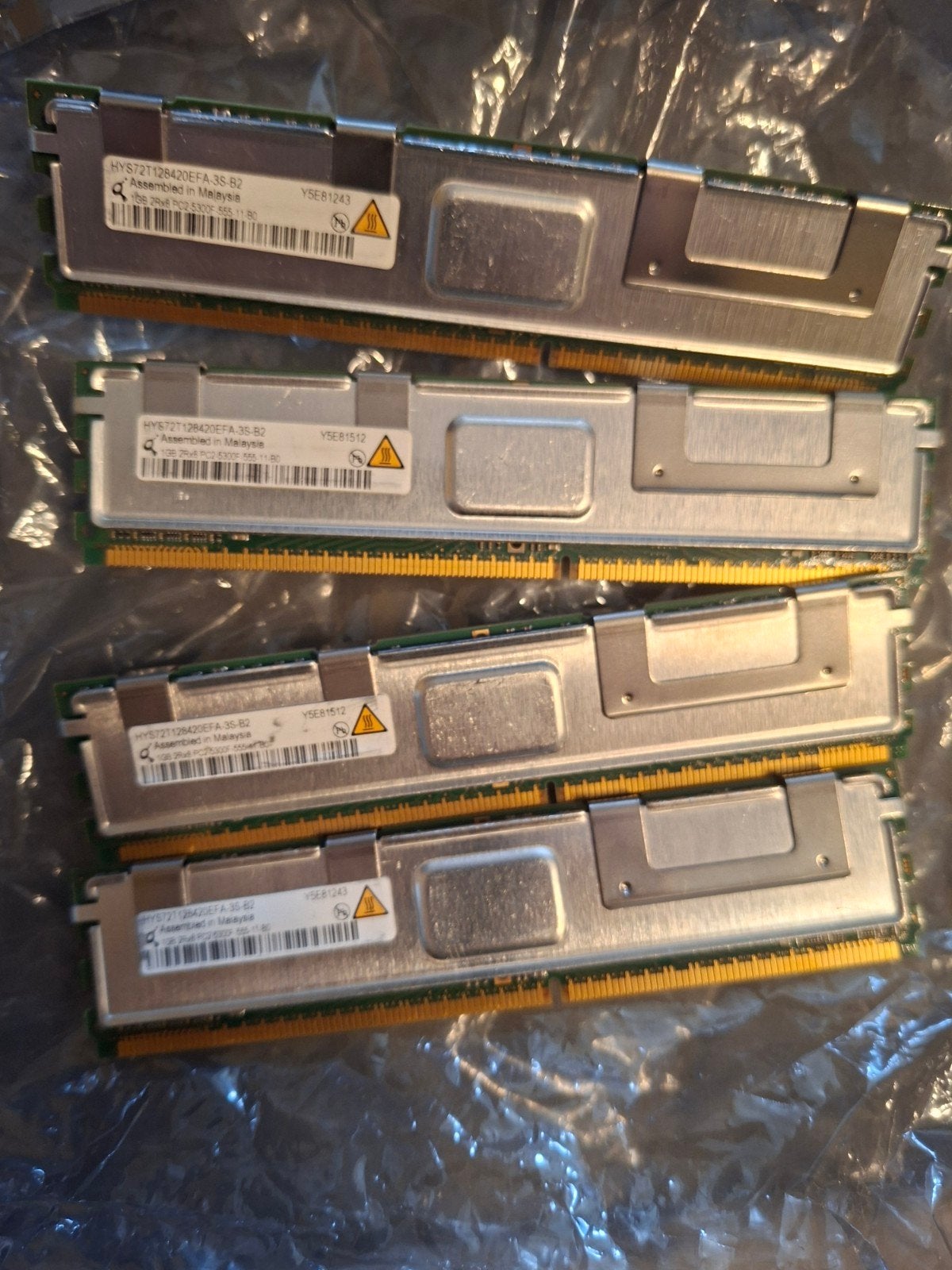 Te koop: Diverse Servergeheugen (ECC Registered DDR3), Informatique & Logiciels, Mémoire RAM, Serveur, 2 GB, DDR3, Enlèvement ou Envoi