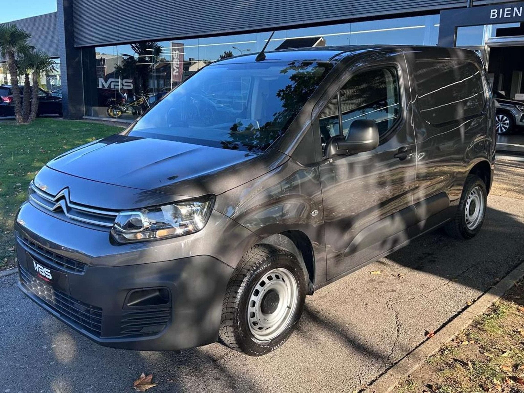 Citroën Berlingo *1.5 BlueHDi* 3PLACES *1PROP *TVAC* *GARAN, Voorwielaandrijving, Stof, Gebruikt, 4 cilinders