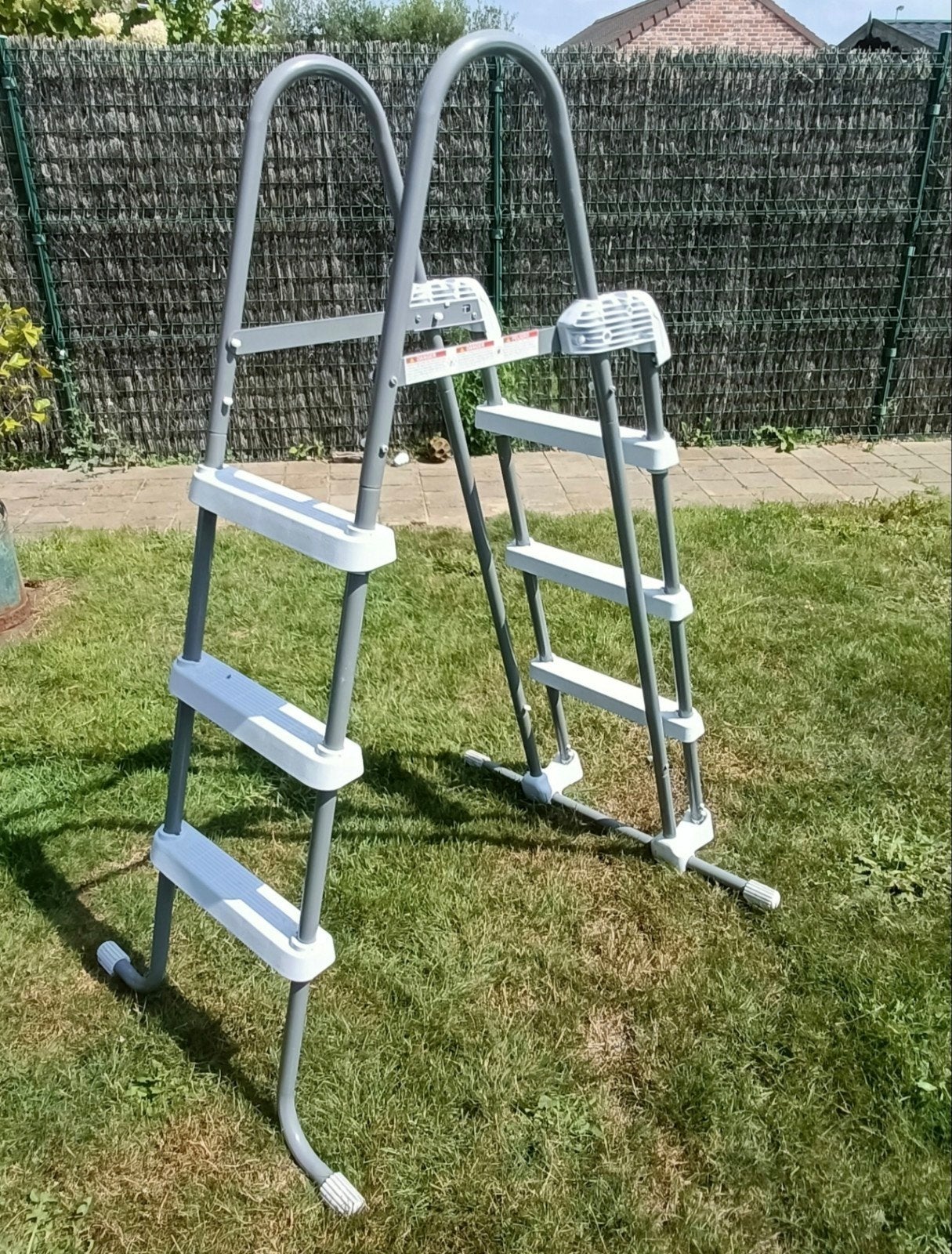 Zwembadladder, Ophalen