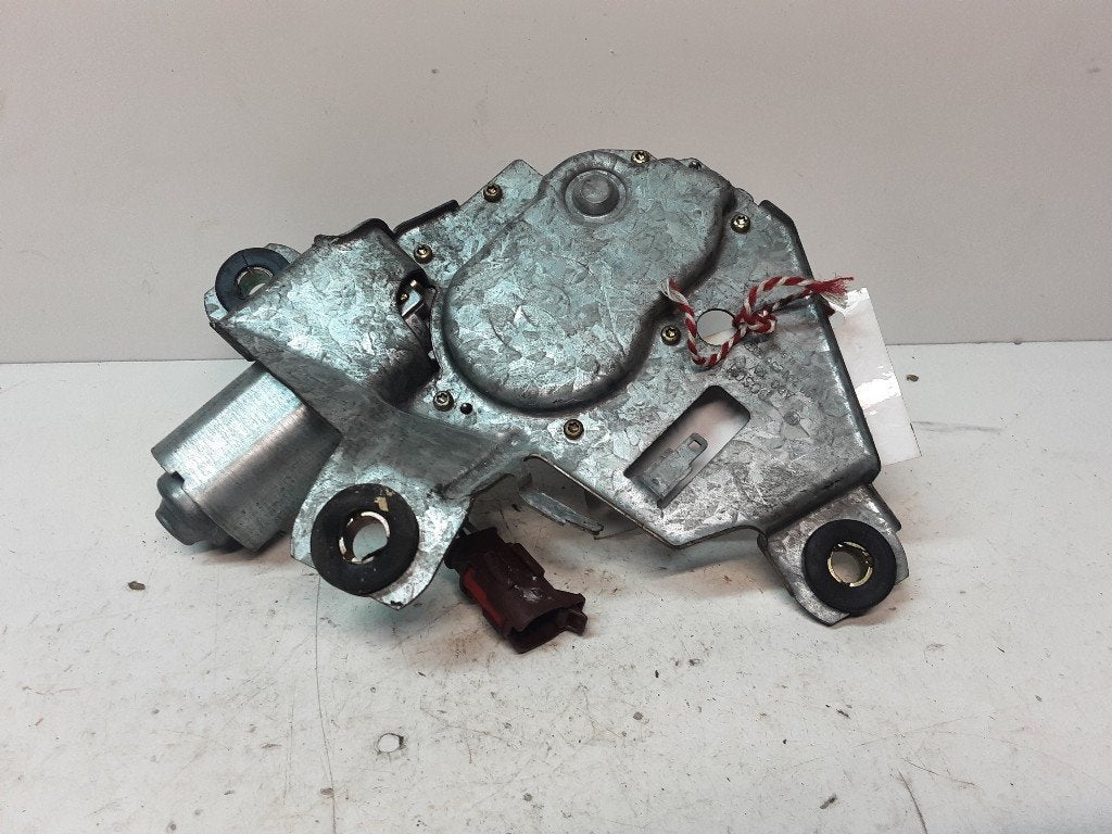 MOTEUR ESSUIE-GLACE ARRIÈRE Peugeot 406 Break (8E / F), Kontakt-peugeot@peugeot.com, Utilisé, Peugeot Deutschland GmbH, Bahnhofsplatz
65423  Rüsselsheim, DE