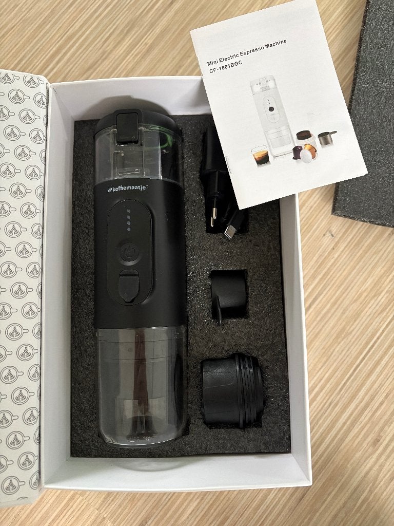 Koffiemaatje koffiemaker usb of stopcontact, Caravans en Kamperen, Kampeeraccessoires, Ophalen of Verzenden, Zo goed als nieuw