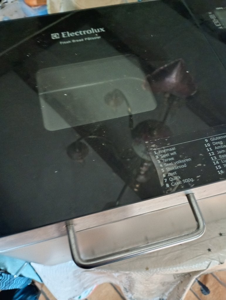 Broodbakmachine, 800 tot 1200 gram deeg, Zo goed als nieuw, Kijkvenster, Ophalen