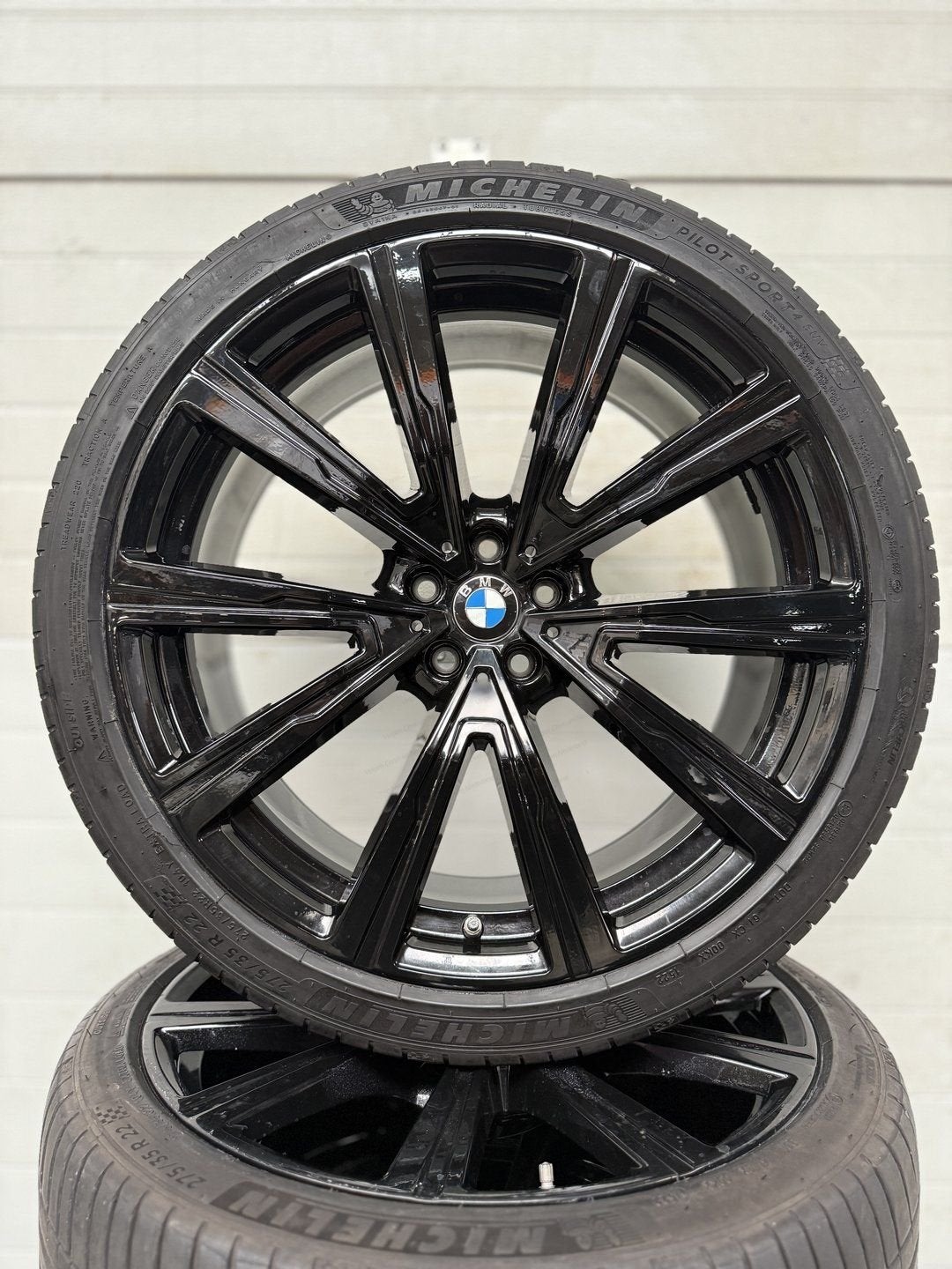 DEMO 22’’ BMW X5 X6 G05 G06 VELGEN ZOMERBANDEN ORIG SET TPMS, Auto-onderdelen, Gebruikt, -, 275 mm, -