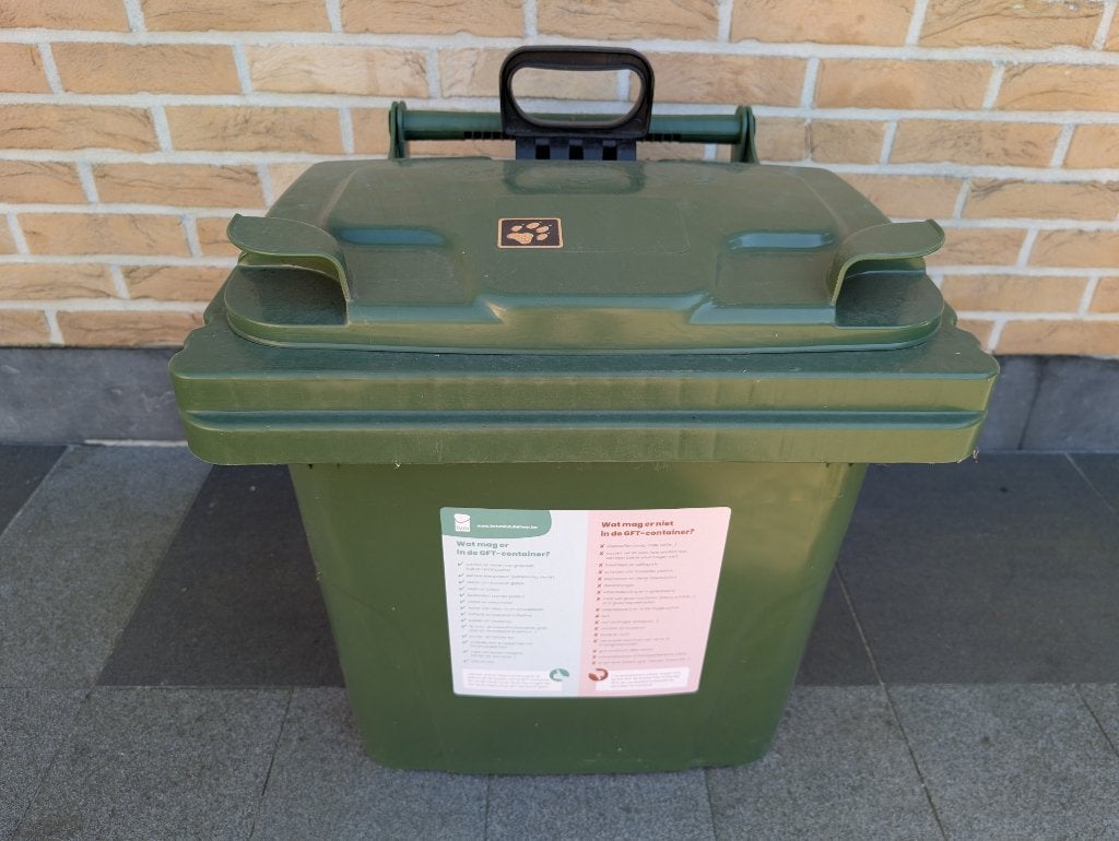 Reglementaire gemeentelijke GFT container Lievegem, Ophalen, Zo goed als nieuw