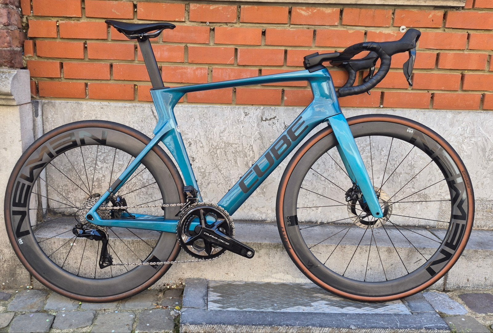 CUBE LITENING AERO  C:68X SLT, Carbone