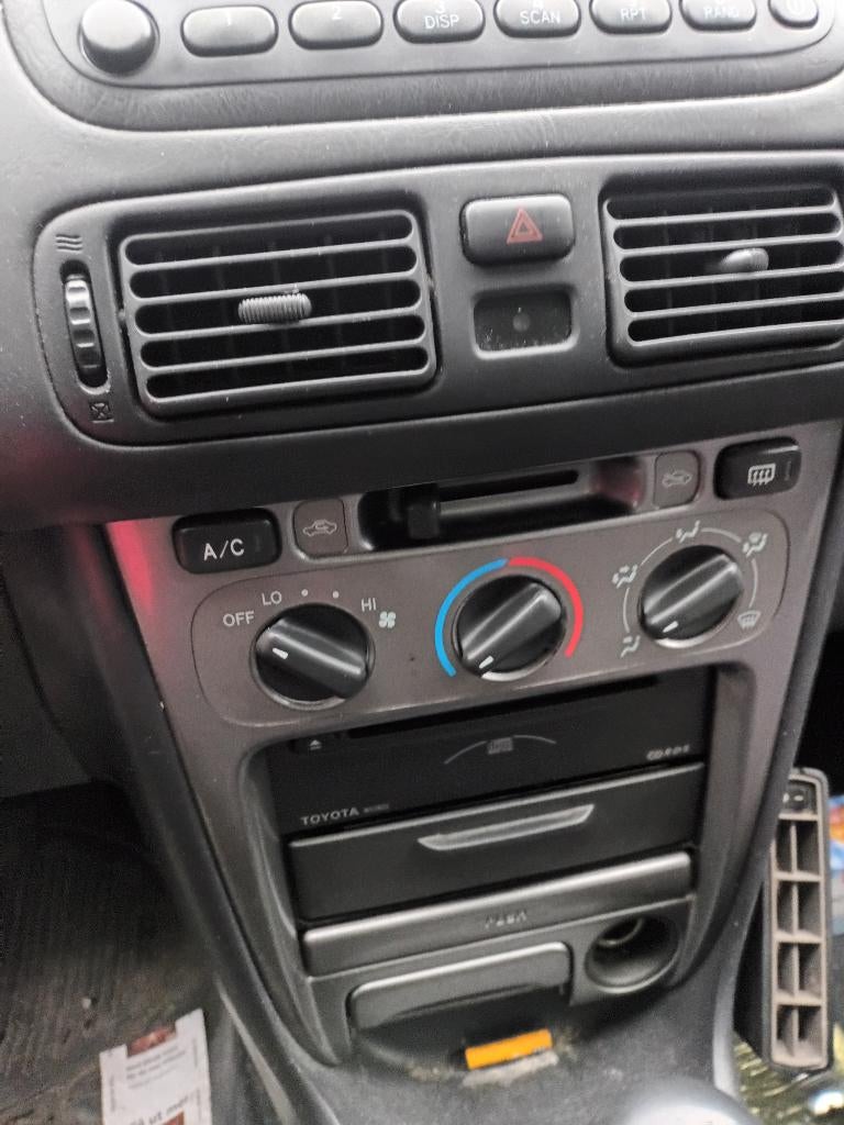 Toyota  corolla, Autos, Achat, Verrouillage central, 4 cm³, 2 g/km