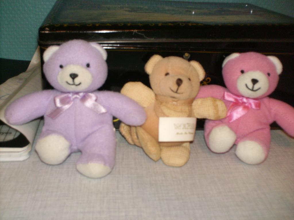 a vendre jouet peluche, Kinderen en Baby's, Speelgoed | Knuffels en Pluche, Ophalen of Verzenden, Zo goed als nieuw, Beer, Wasbaar