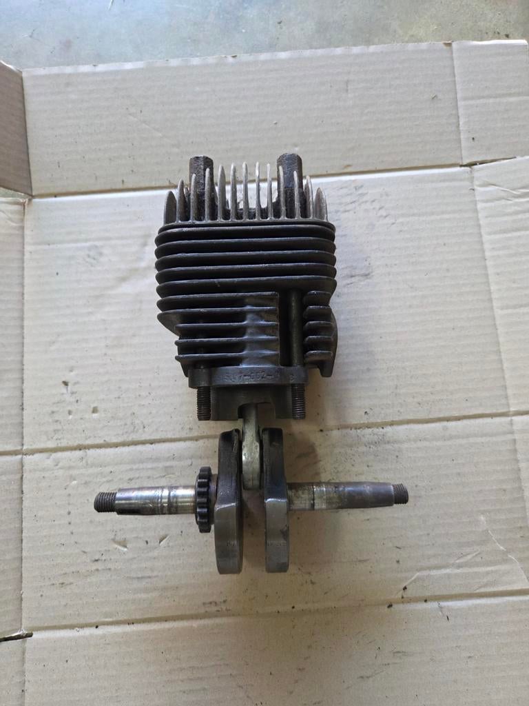 JLO, onderdelen, Motoren, Ophalen, Gebruikt