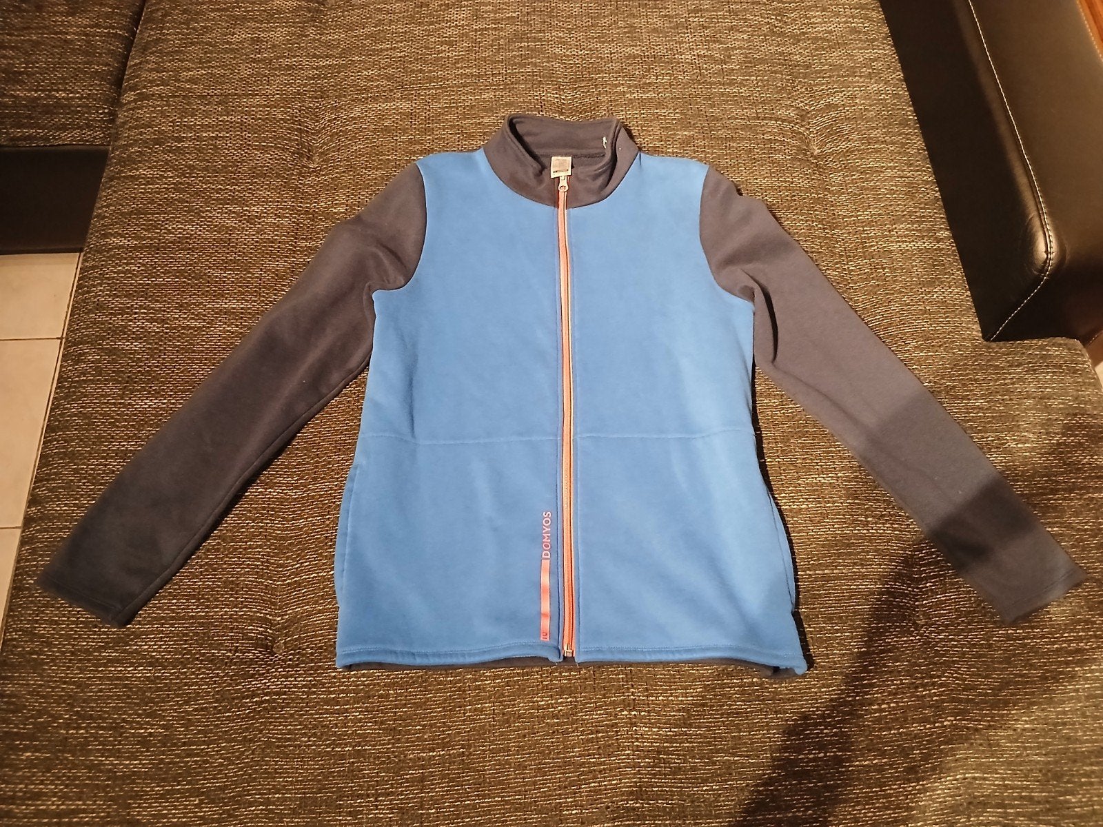 Trui met rits voor  14/15 jarige, Ophalen, Trui of Vest, Zo goed als nieuw, DECATHLON.