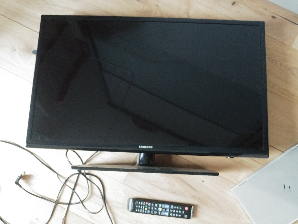Télévision Samsung HD 32" télécommande incluse, TV, Hi-fi & Vidéo, Télévisions, LED, 80 à 100 cm, Full HD (1080p), Samsung, 50 Hz