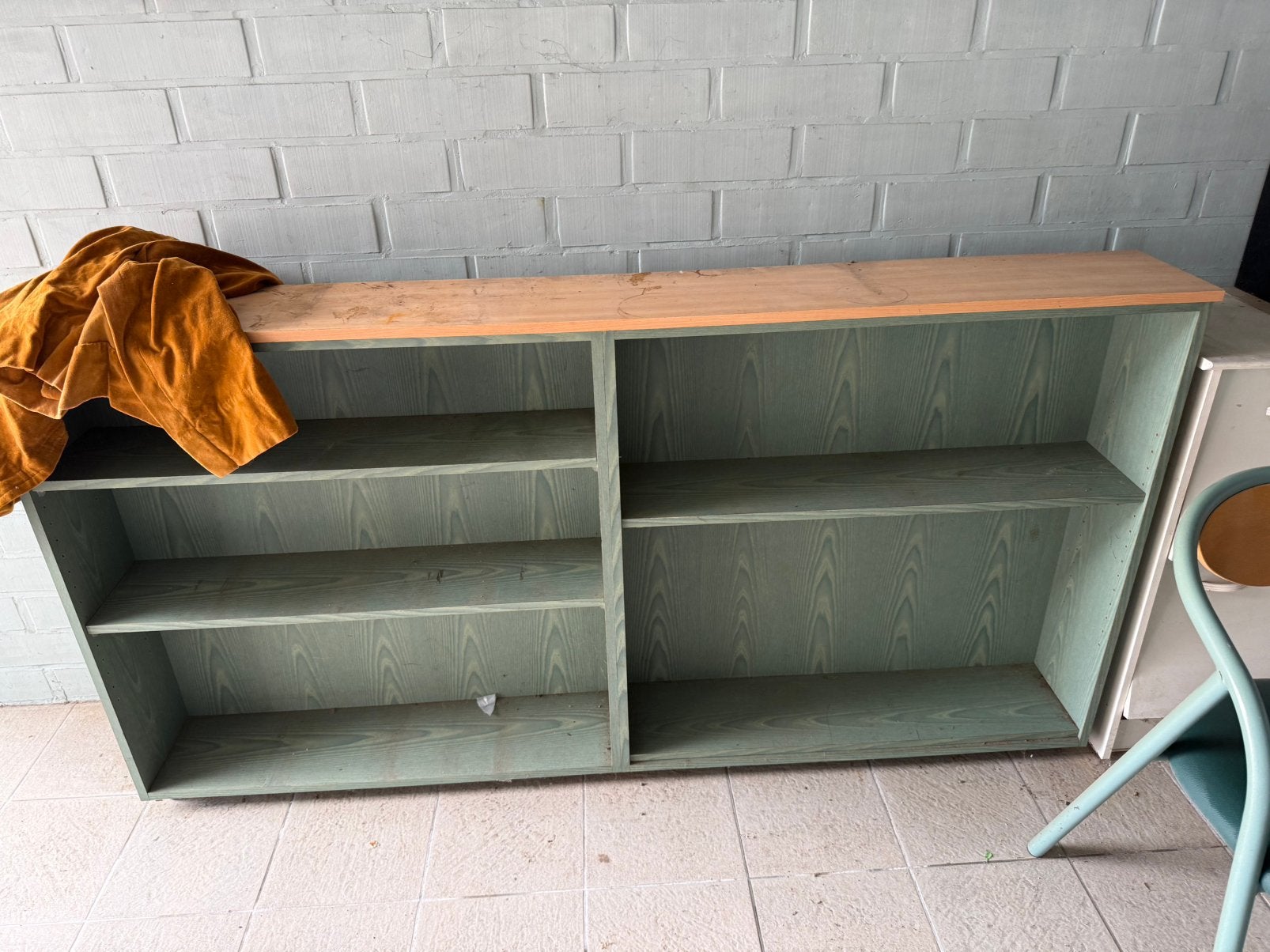Gratis kasten voor garage ot tuinhuis, Ophalen, Zo goed als nieuw