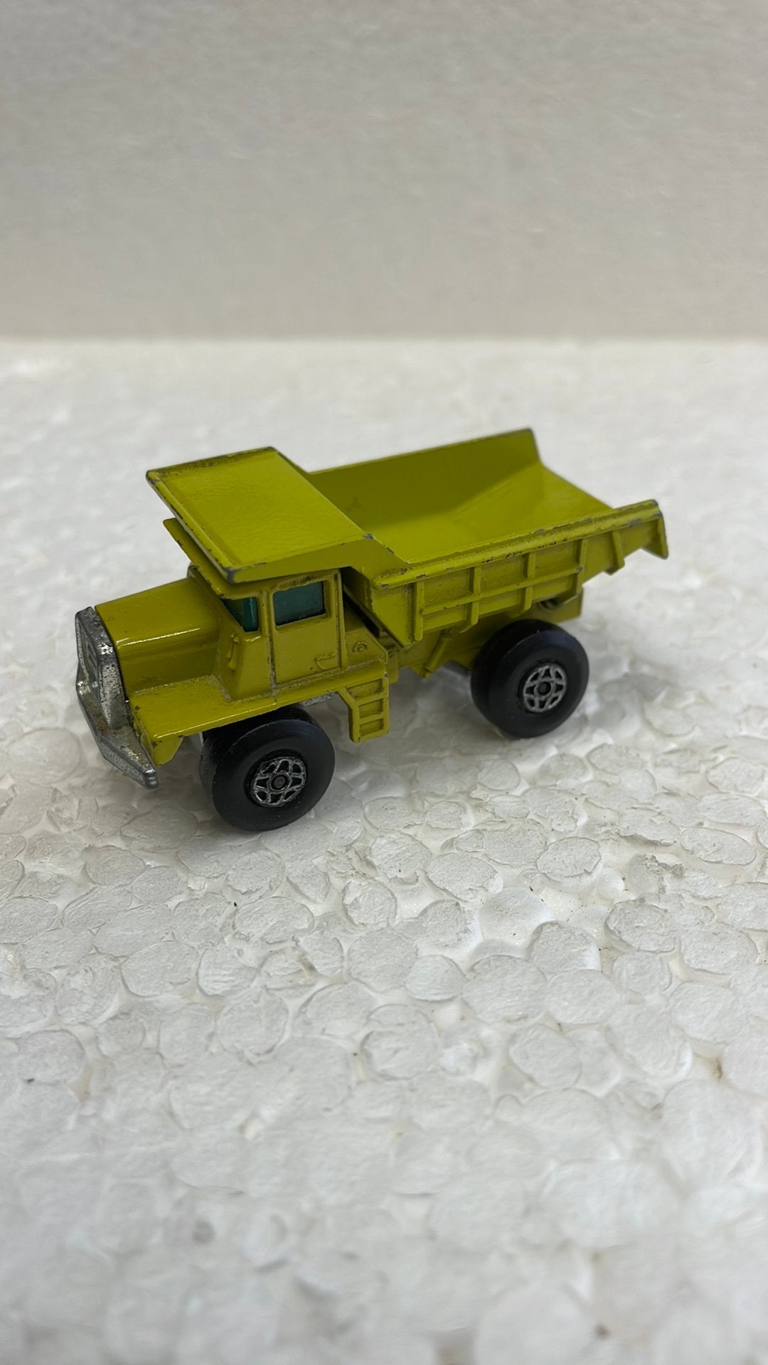 Matchbox Superfast 28 Dump Truck, Ophalen of Verzenden, Zo goed als nieuw