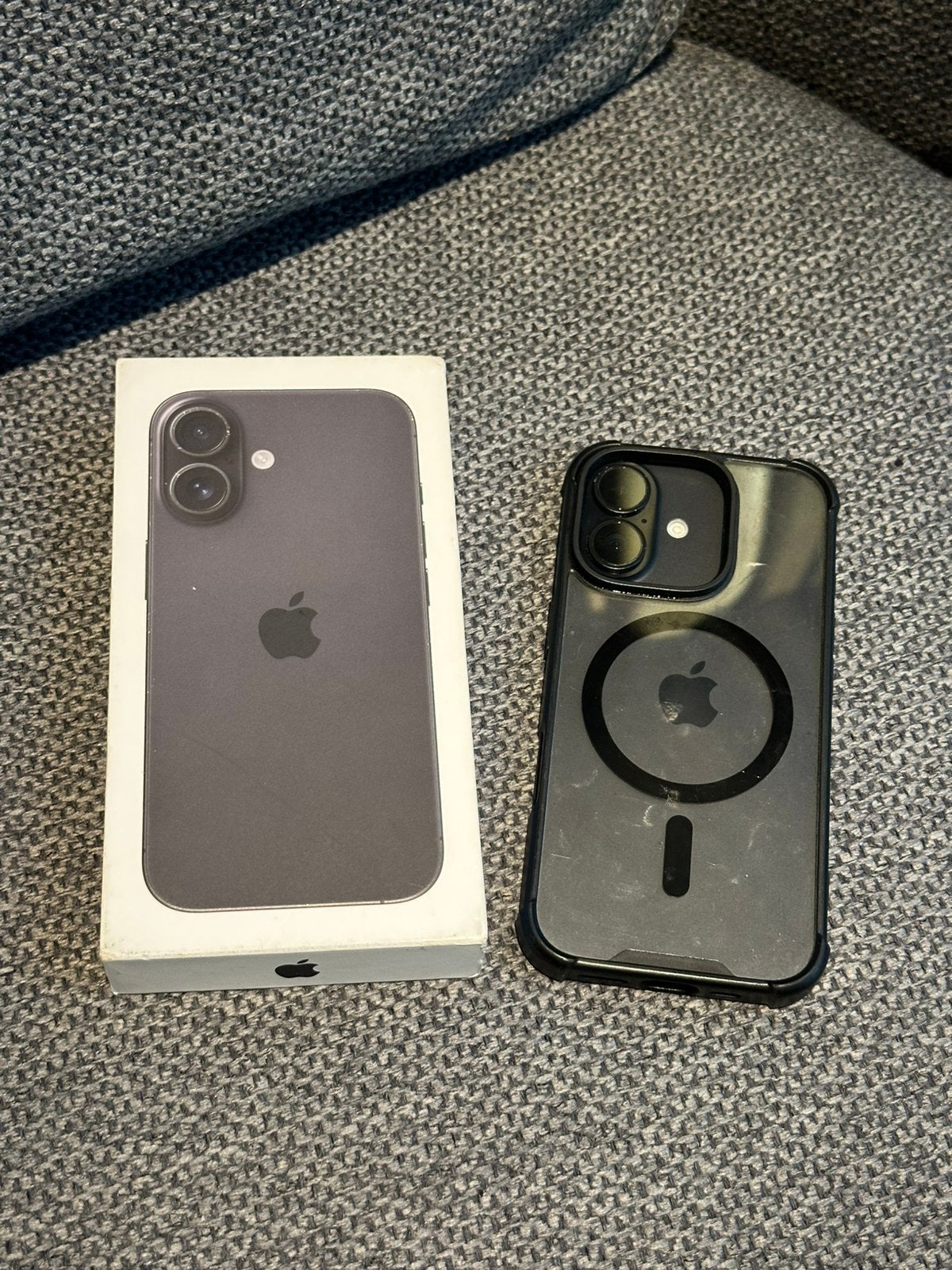 iPhone 16 128, Ophalen, Zwart, IPhone 16, Zo goed als nieuw
