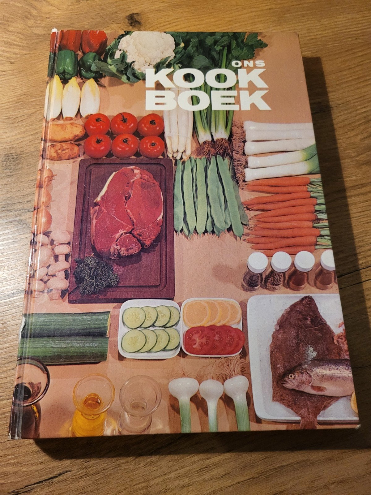Ons kookboek - Boerinnenbond - 1982, Boeken, Ophalen of Verzenden, Gelezen