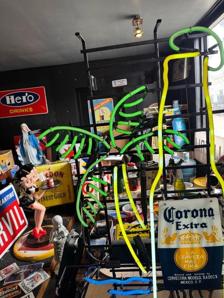 Corona Extra Neon Reclamebord - Palmboom & Fles