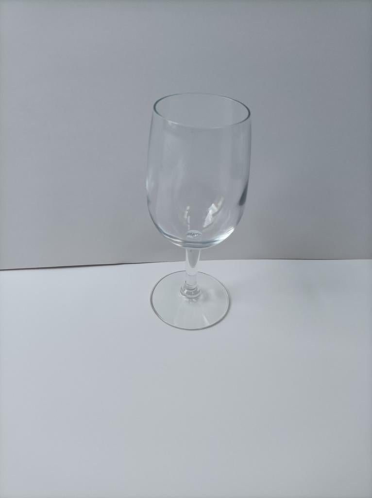 Wijn glazen, Ophalen