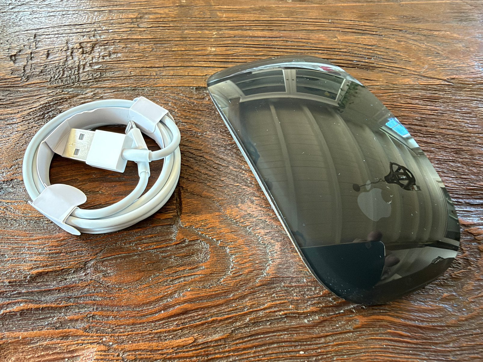 Apple Magic Mouse 2 A1657 zwart met laadkabel igst, Computers en Software, Ophalen of Verzenden, Gebruikt, Draadloos, Muis