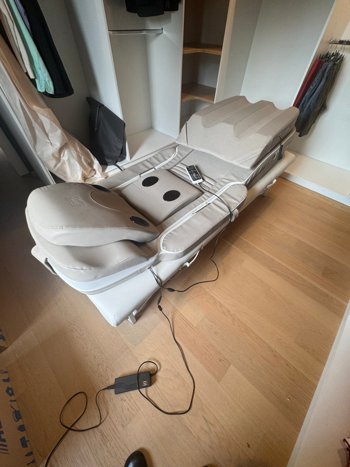 ANDUMEDIC 3 Home, Enlèvement, Comme neuf, Table de massage