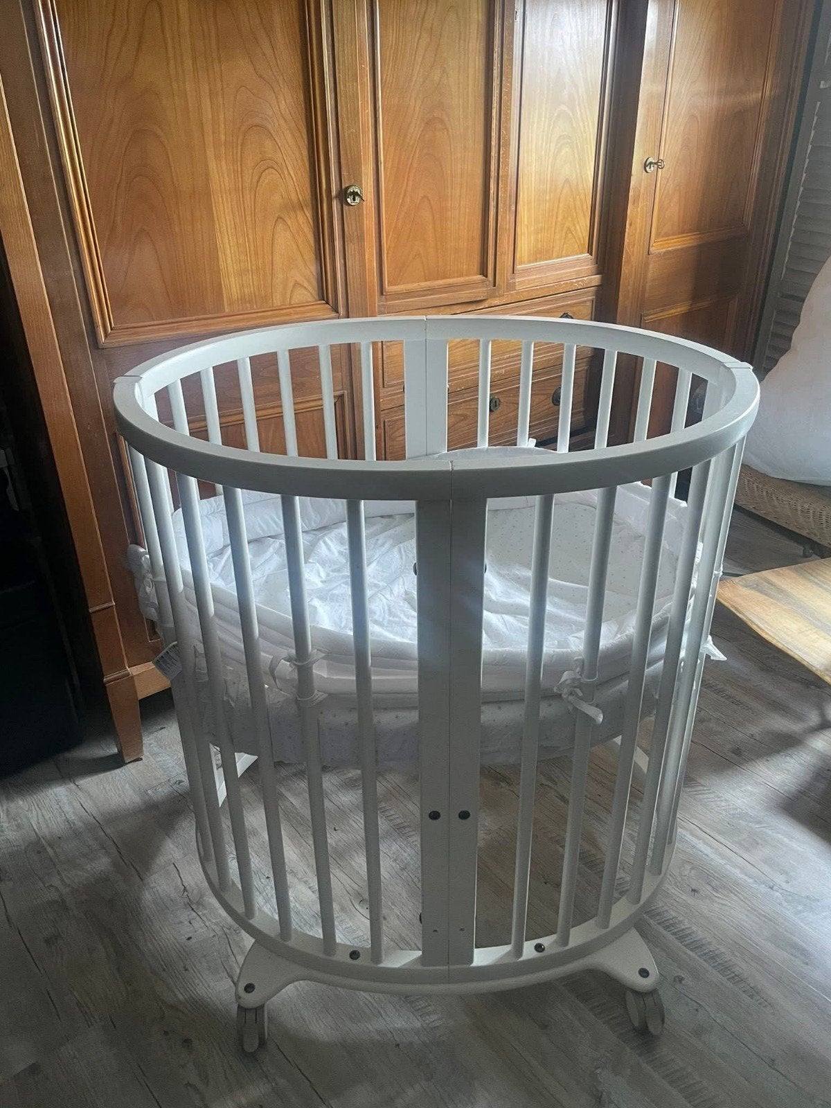 Lit bébé rond avec matelas, Enlèvement, Rond