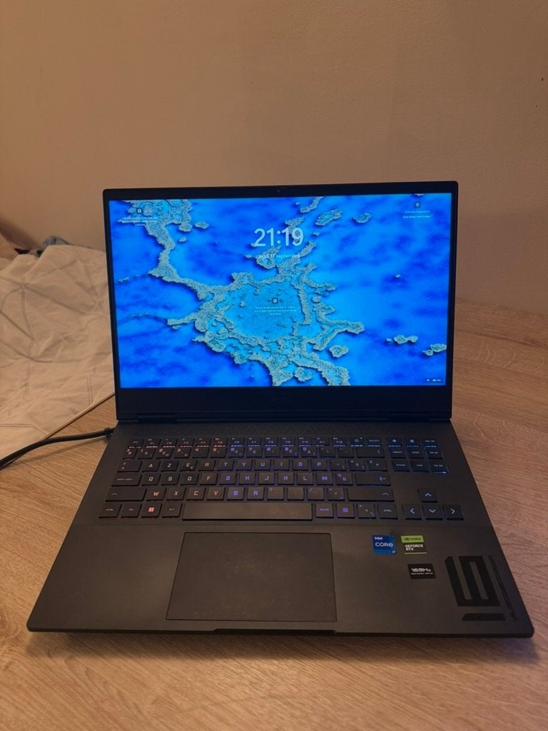 PC Portable Gamer HP OMEN 16 (16.1") | RTX 4070 (8 Go), Hp, 32 GB, 16 pouces, Comme neuf