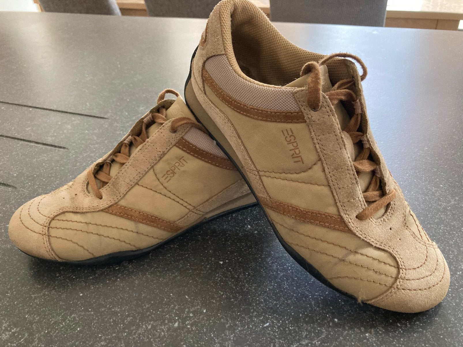 Sneakers. Esprit. Maat 40., Ophalen of Verzenden, Zo goed als nieuw, Beige, Sneakers