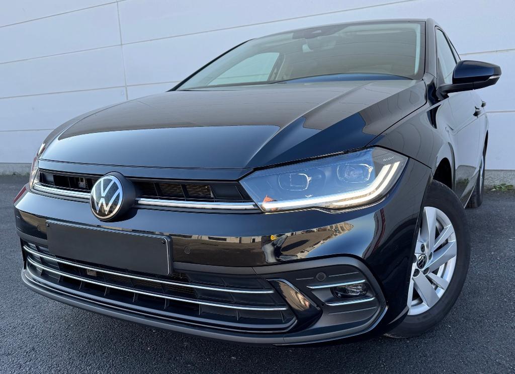 VW Polo 1.0 TSI Style OPF DSG 5p 95, Auto's, Automaat, Achterwielaandrijving, Automatische klimaatregeling, Zwart