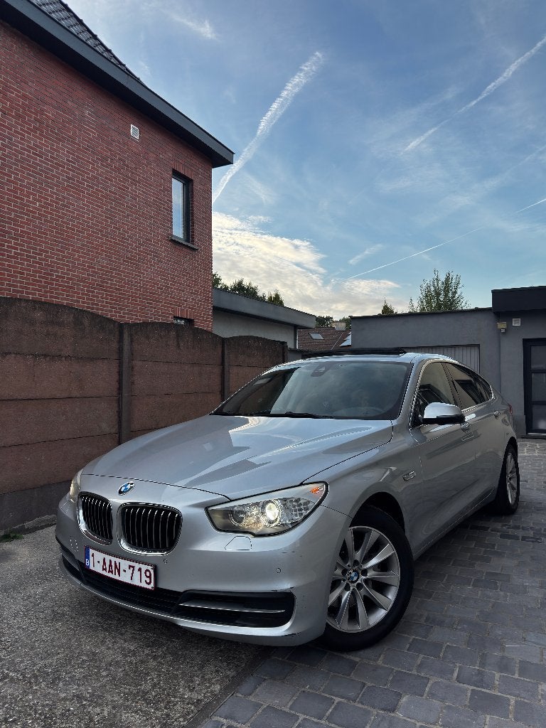 BMW 520D GT LCI - 2015 - Adaptive Drive - Pano - Head-Up, Automaat, Achterwielaandrijving, Zwart, Leder